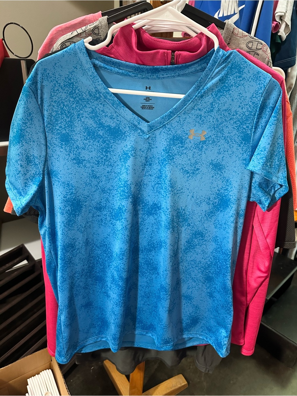 Under Armour Women's Tech Short Sleeve V-Neck Graphic Athletic